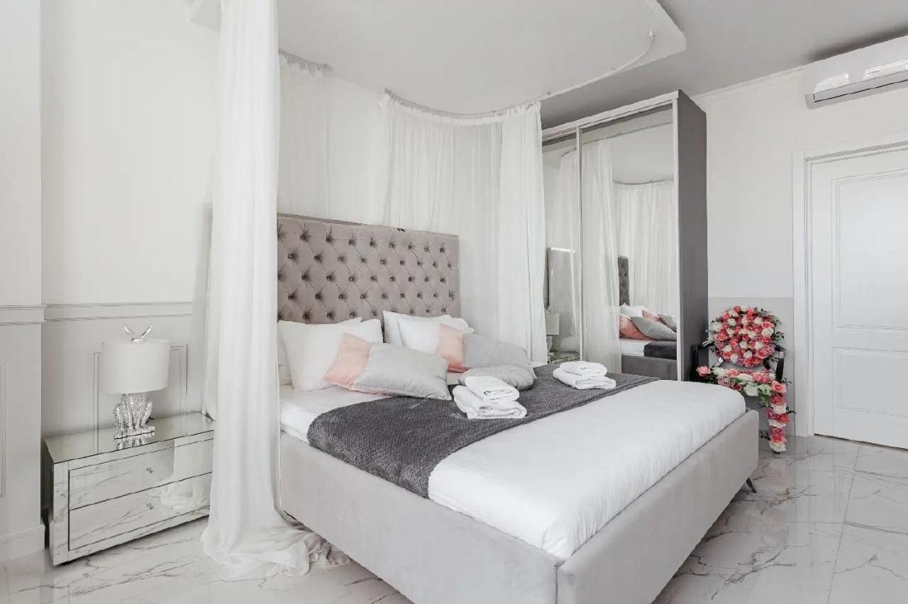 Arcadia Sky Classic Lux Odesa Exterior photo